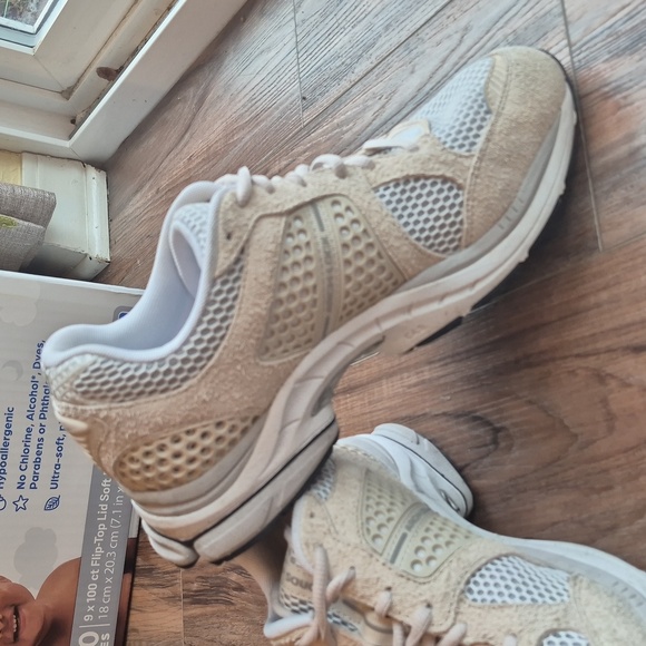 Saucony ProGrid Triumph 4 , Color: Sand | Ink. - Picture 5 of 5